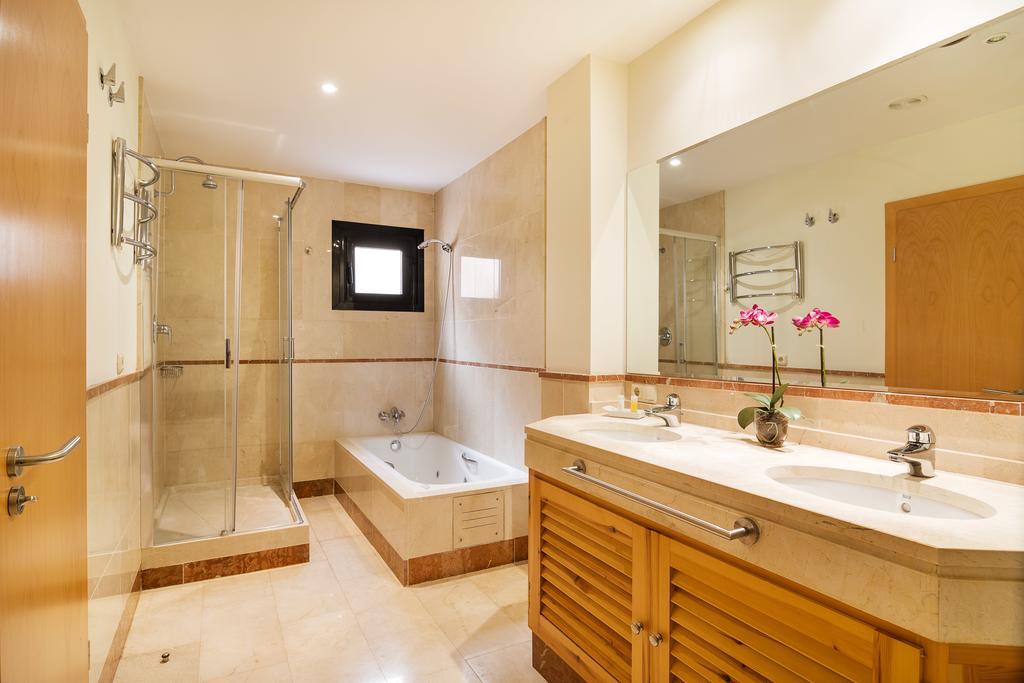 Mimosas Suites Banus Марбелья Экстерьер фото