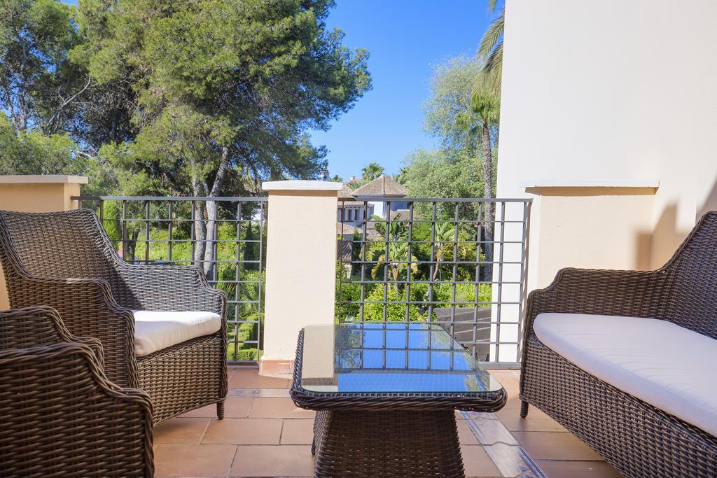 Mimosas Suites Banus Марбелья Экстерьер фото