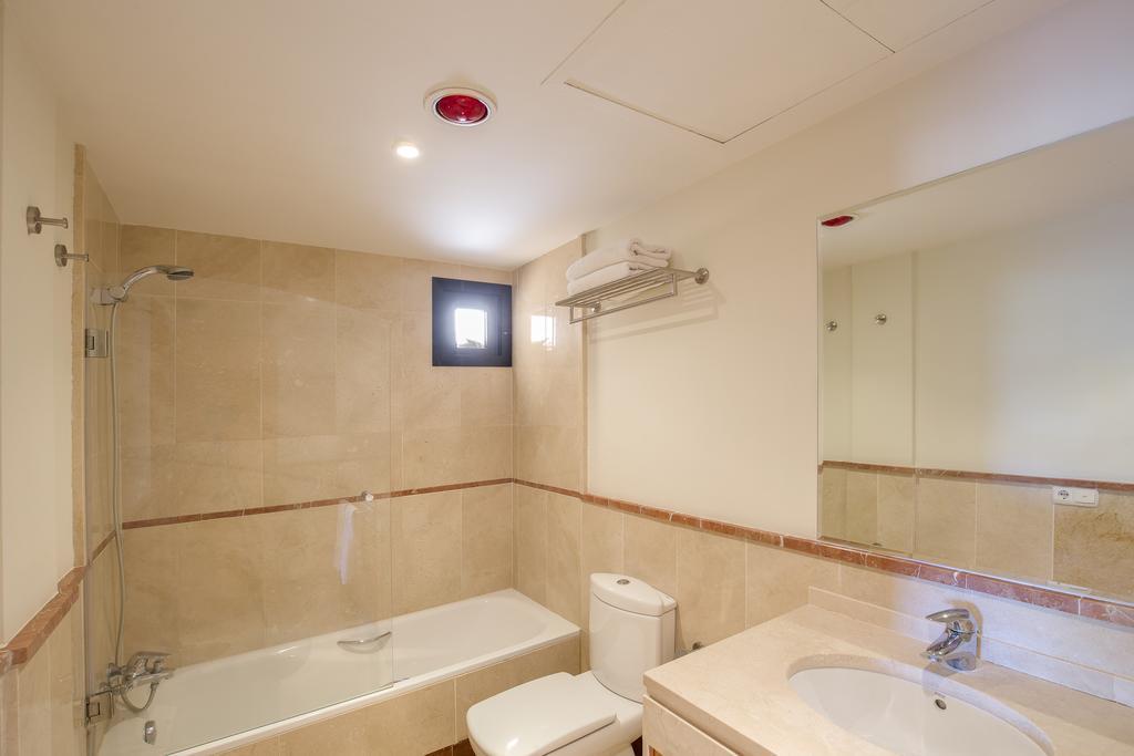 Mimosas Suites Banus Марбелья Экстерьер фото