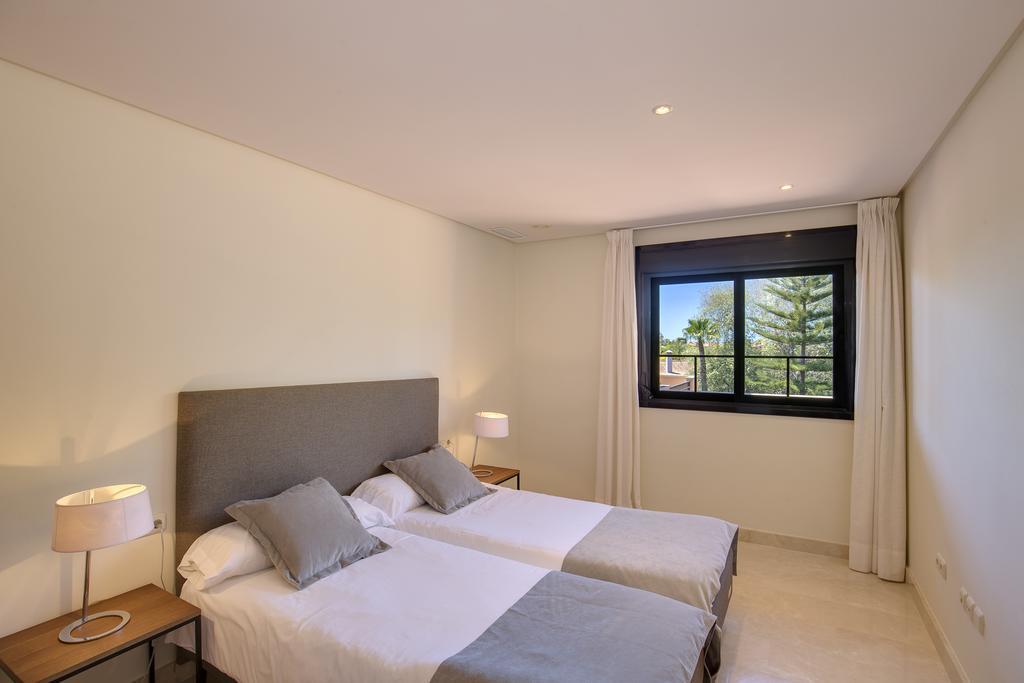 Mimosas Suites Banus Марбелья Экстерьер фото
